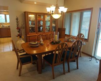 Woodleys table and hutch