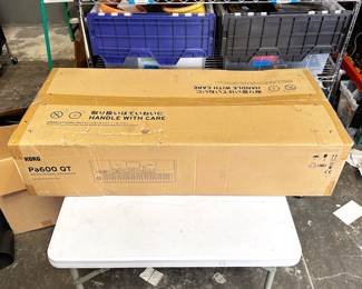 Korg Pa600 QT Professional Arranger Keyboard
