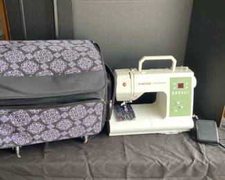 Singer Confidence Sewing Machine And Portable Rolling Case