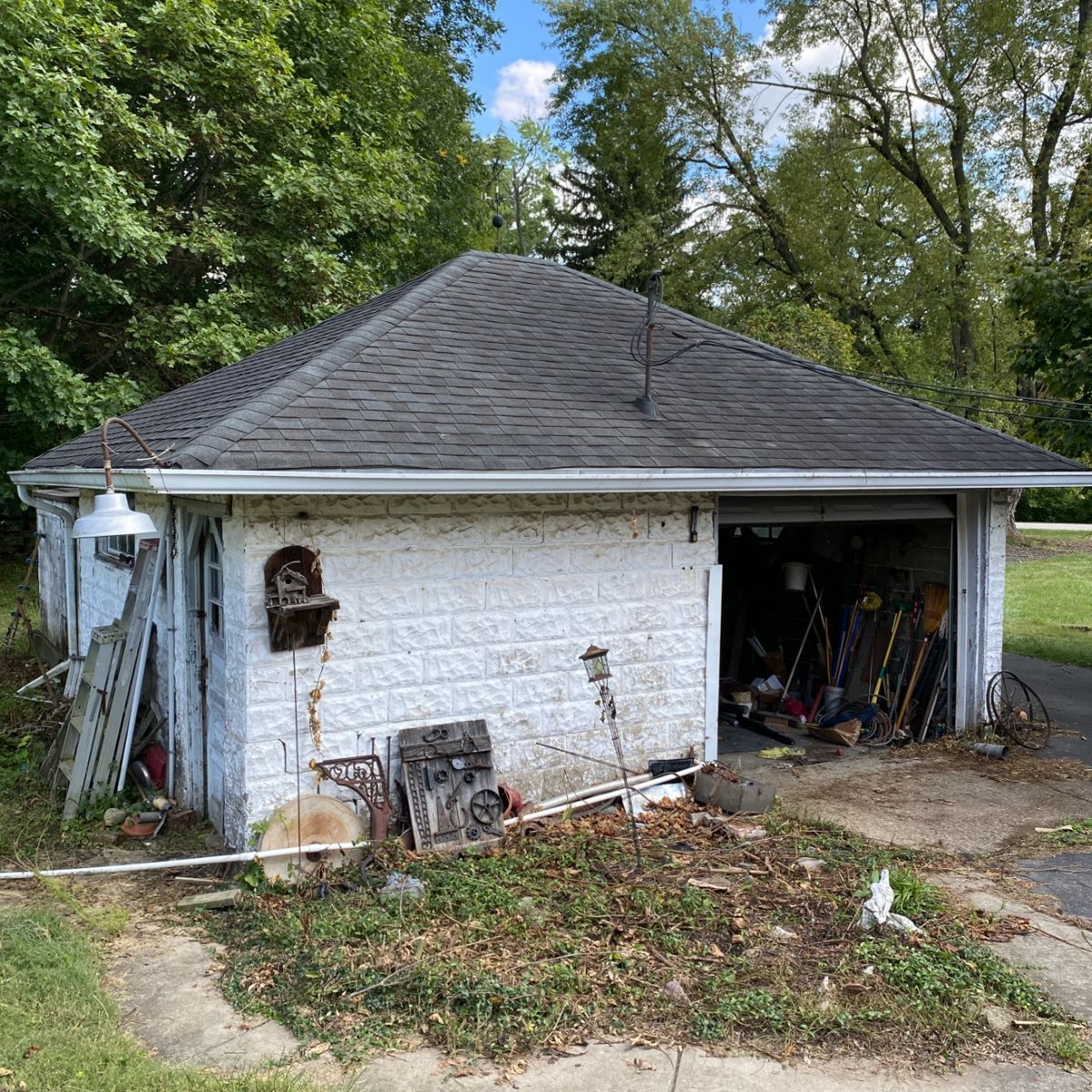 Multiple Building Picker Sale in Indianapolis, IN starts on 10/4/2025