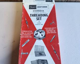 TREADING SET