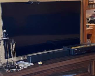 Samsung 49" curved screen Smart TV, Bose surround sound