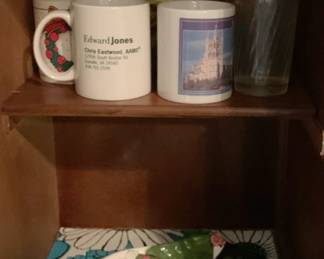 134 - Cabinet Lot - 2 shelves
