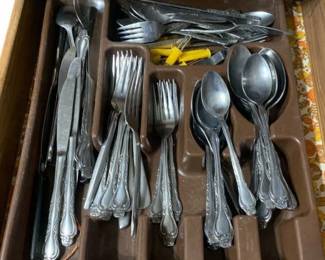 259 - Drawer Lot of Silverware
