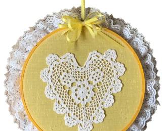 30 - Wall Hanging - 11" round

