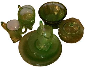 149 - Lot of Green Glass Items
