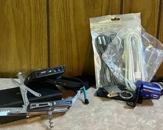 Battery packs, Chargers And Helpful Tools