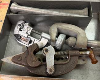 Pipe cutters