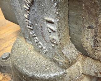 Rock Island 571 Vice swivel base