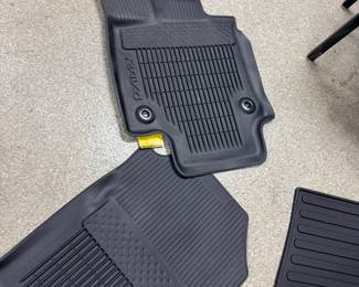 Rav 4 Floor mats