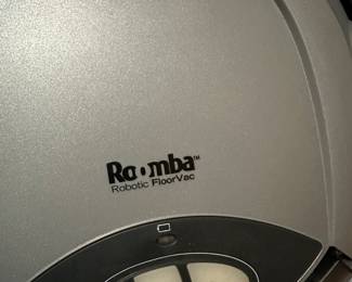 #114 - $ Roomba iRobot floor vac, barely used