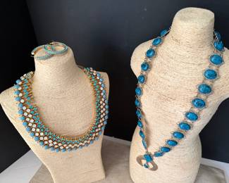 Lots of Costume jewelry - No presale on those 