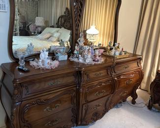 #81 - $500 - Italian style Solid wood dresser 9 drawers peg drawers  with mirror back 75wx70tx20d - Buy all 5 pieces for $1400
