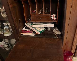 #51 - $300 - Victorian oak Side by Side bookcase /secretary 71tx37wx11d