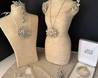 Lots of Vintage  Costume jewelry - No presale on those 