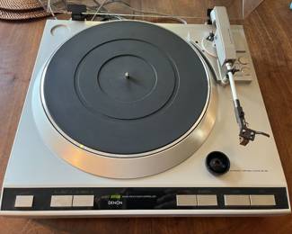 Denon Turntable