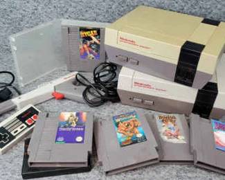 1980s Nintendo NES Consoles, Games, Controllers