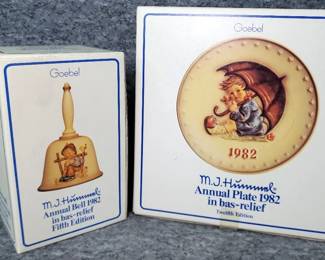 1982 Goebel Hummel Annual 6inch Bell  7.25inch Plate