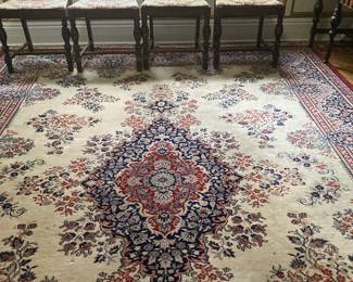 Wool Einstein Moomjy area rug some flaws $90. Smoke and pet free home.