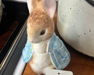 Enesco Peter Rabbit Canister