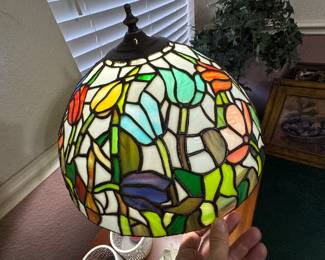 It’s a much lighter color stained glass shade than I usually see on these.
