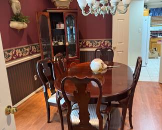 Gorgeous dining set at incredible price