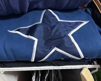 Dallas Cowboy blue star sweatshirt 