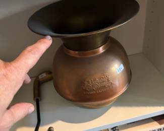 Spittoon