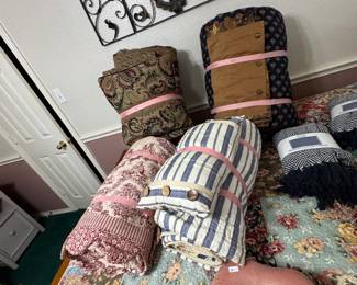 Nicely bundled king size bed covers and duvet sets