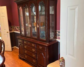 China cabinet