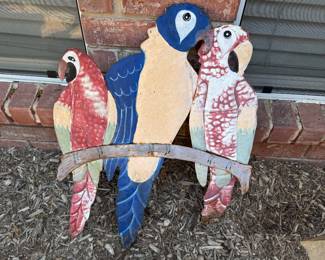 Metal parrot outdoor decor