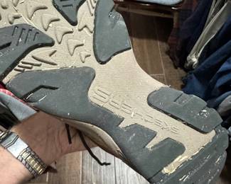 Some wear on the sole but the top looks new