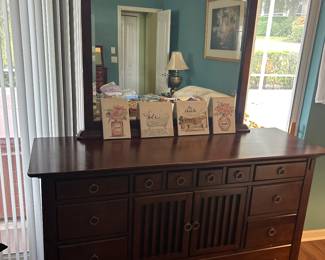 American Signature Dresser