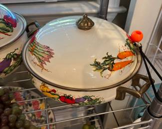 covered Farmers Market enamel cookware