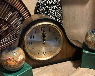 Linden Chime Mantle Clock