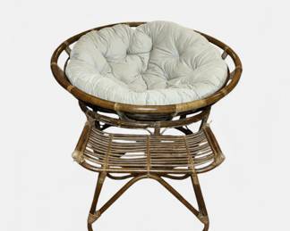 Vtg. rattan round saucer chair