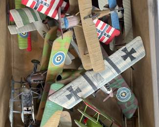Vtg. Model planes