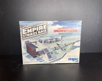 Star Wars The Empire Strikes Back model kit vtg 