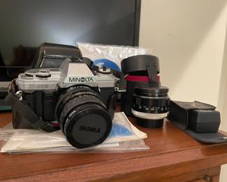 Minolta X-370 camera & Minolta lens with cases 