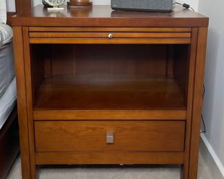 Night stands Set of 2