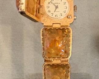 Amber Yanka wristwatch