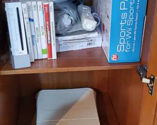 Wii system and games
