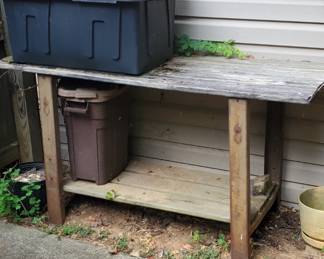 Potting table