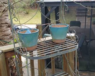 Metal garden rack