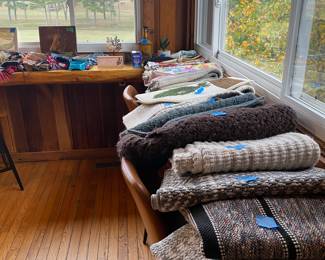 Throw rugs, area rugs