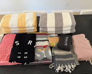 Pool towels