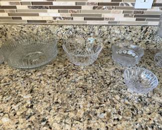 Glass serveware 