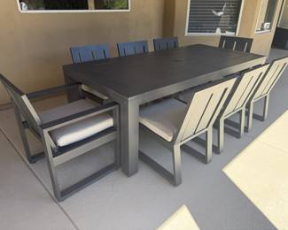 All American Outdoor dining table and 8x chairs (2x with arm rests, 6 without)