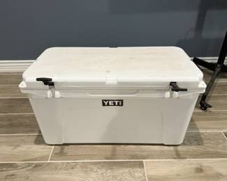 Yeti cooler 75