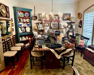 PRIMITIVE DINING ROOM STUFFED FULL OF NEW ENGLAND ANTIQUES!